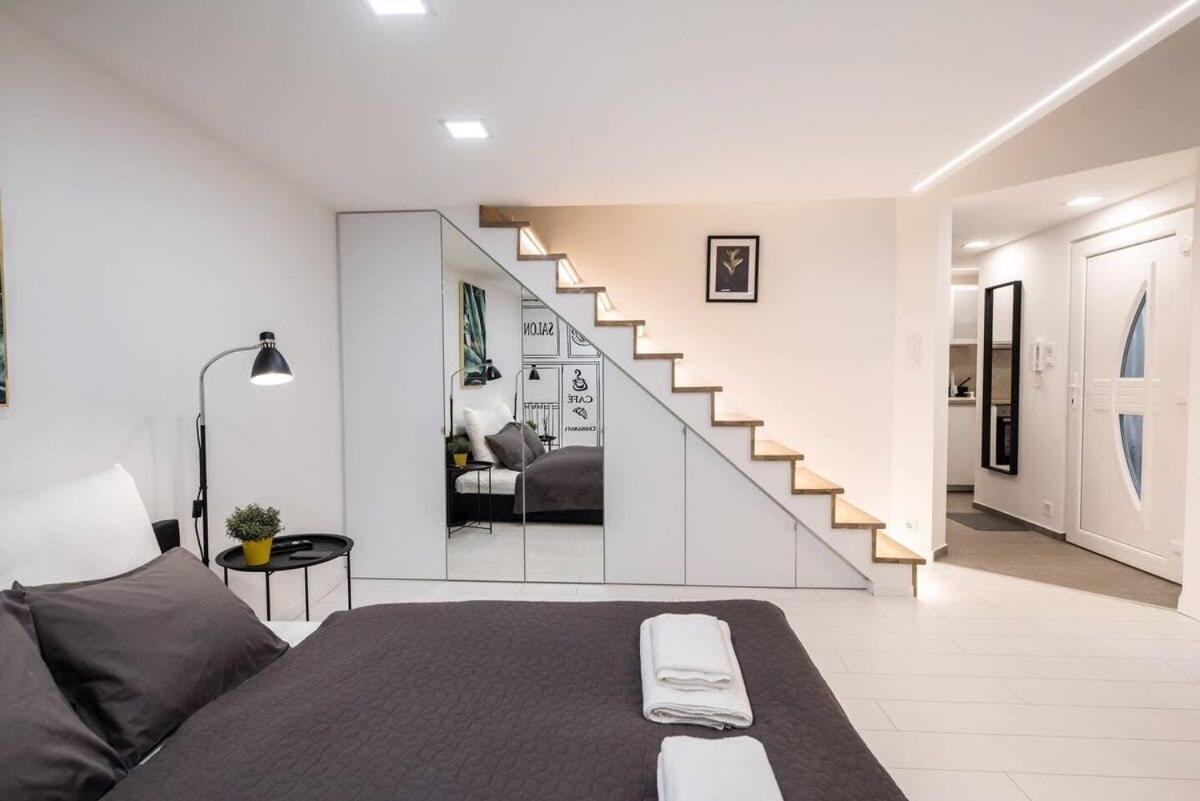 בודפשט Renovated Design Apartment Close To The Danube מראה חיצוני תמונה